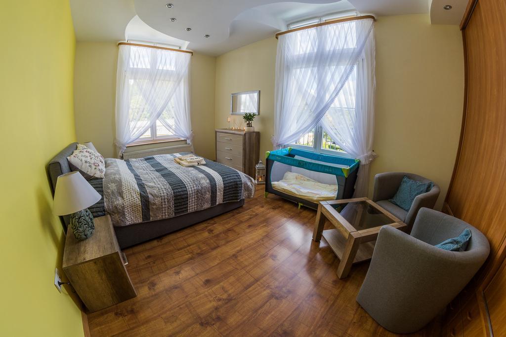 Apartament Zdrojowa 45 *